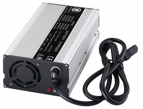 600W het Lithiumion van Li Ion Intelligent Battery Charger 14.8V 40A
